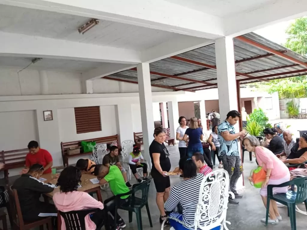 AnyConv.com Formacion en Parroquia de Moron 5