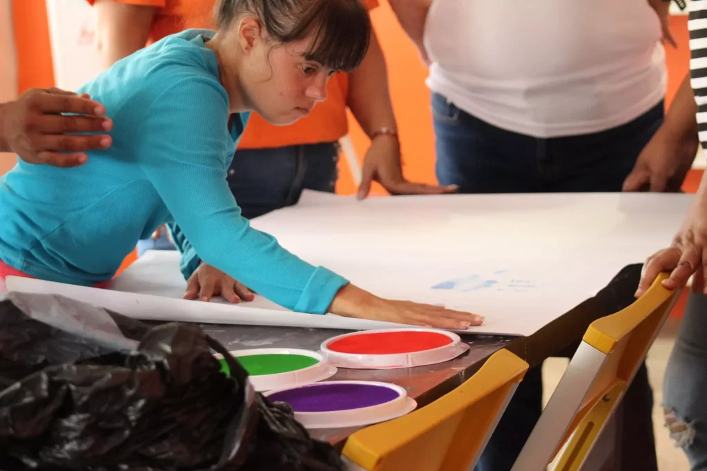 Talleres durante 11na Jornada de Apoyo a las personas con discapacidad y sus familias de Cáritas Habana 6 AnyConv.com habana 6 1