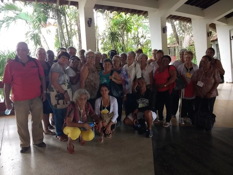 Encuentro Zonal de Personas Mayores 3 convert.io