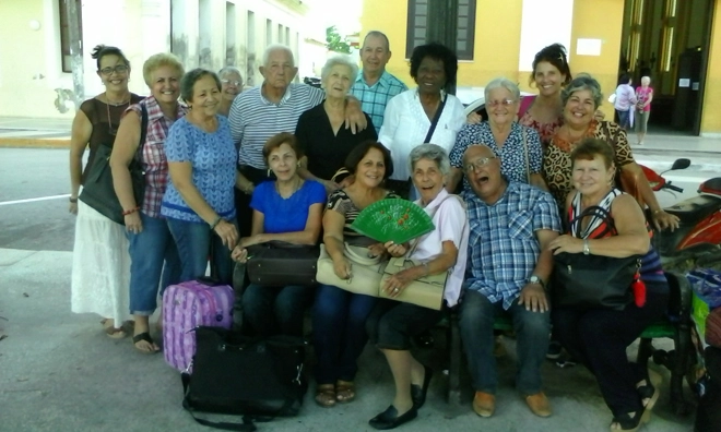 Participa equipo avileno del Programa de Personas Mayores de Caritas Diocesana en encuentro zonal convert.io