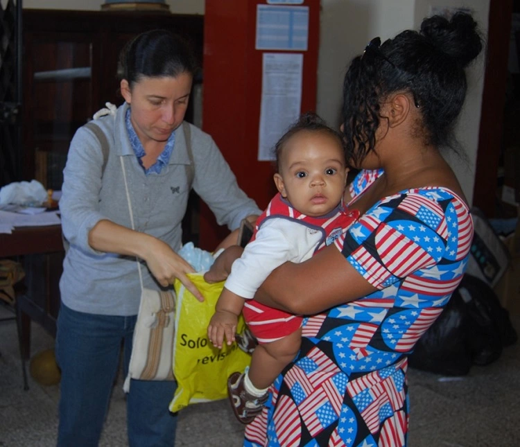 Cáritas Habana responde al tornado/ Cáritas Habana tiende su mano 3 1 convert.io 13