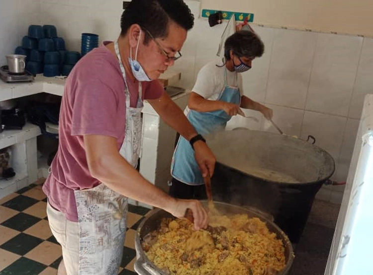 1 servicio comedor personas mayores caritas cuba la habana covid 19
