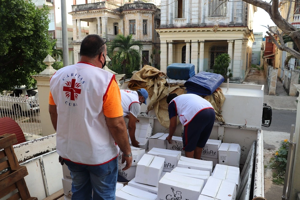 Cinco diócesis de Cuba reciben refuerzo alimentario para personas mayores 1 5.envio alimentos caritas cuba comedores personas mayores emergencia septiembre 2021