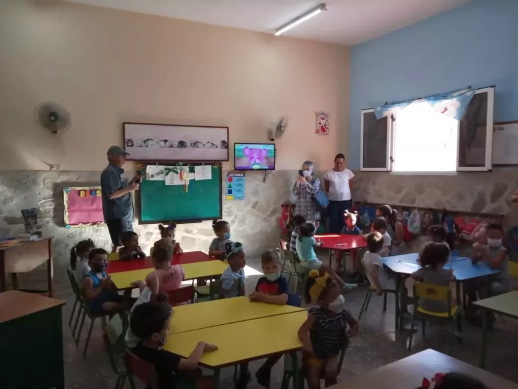 Fundación amigos de Cáritas Cuba visita Cáritas Habana 2 AnyConv.com Fundacion amigos de Caritas Cuba visita Caritas Habana 3