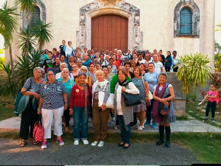 caritas habana formacion voluntariado 2019 diciembre convert.io