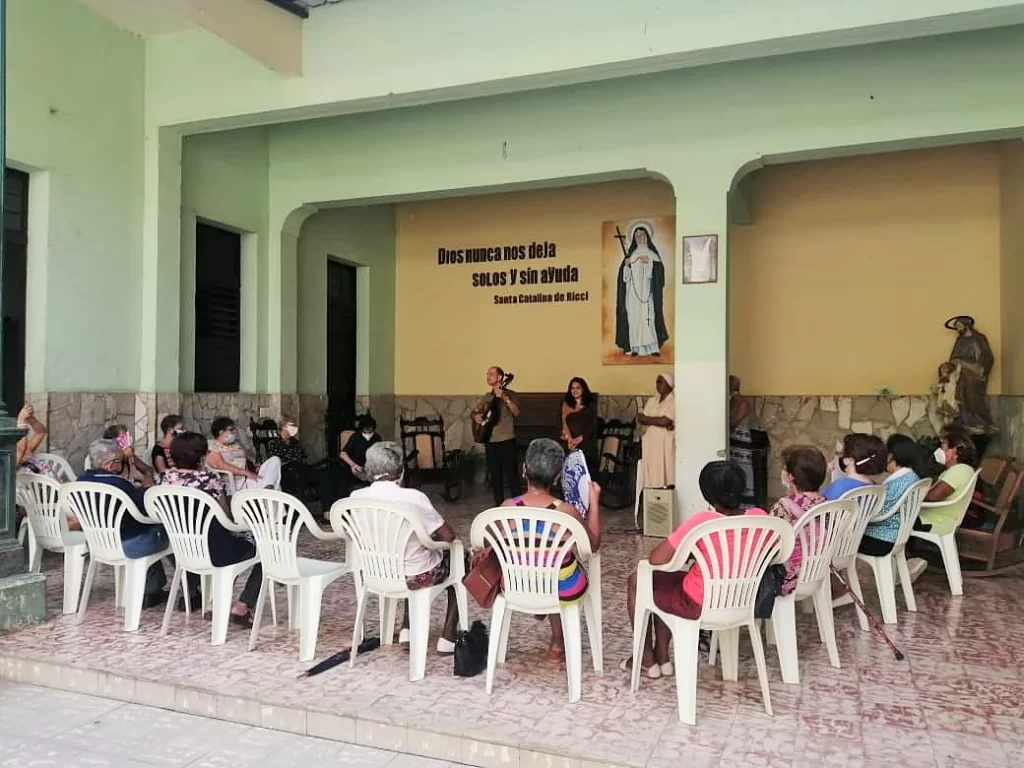 f2c720e1 c480 45ee 84ef 104fa5092a55