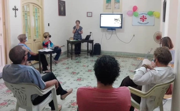 formacion caritas cuba cienfuegos programa personas mayores nov 2021