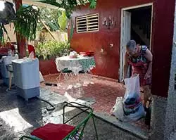 portada voluntaria caritas cuba santiago lavatines lavanderia personas mayores