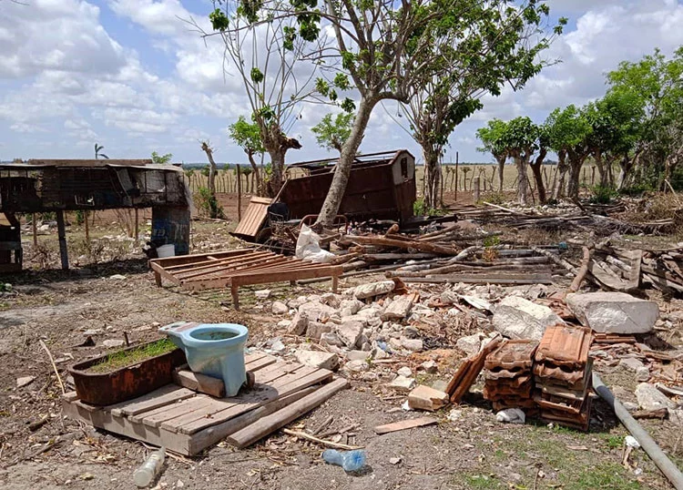vivienda derrumbe total familia damnificados tornado matanzas union de reyes caritas cuba