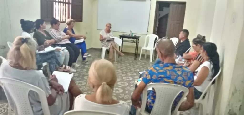 AnyConv.com Taller a voluntarios del Programa Aprendiendo a crecer de Caritas Camaguey5