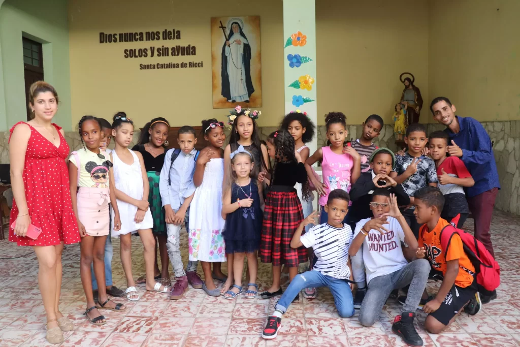 GDH: Por una vida plena para niños y adolescentes 7 AnyConv.com 7