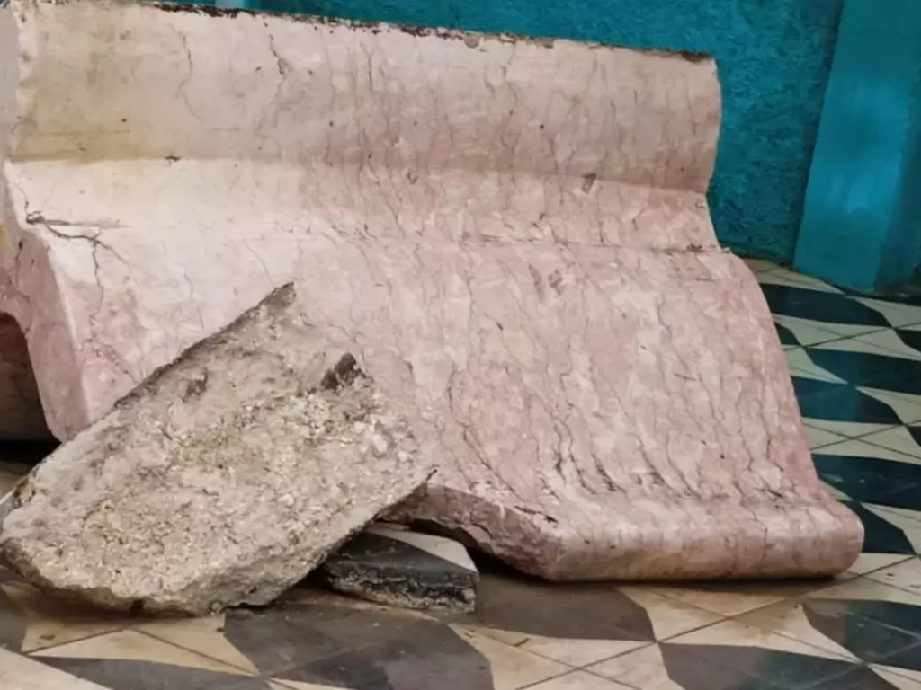 AnyConv.com Historias desde whatsapp 5