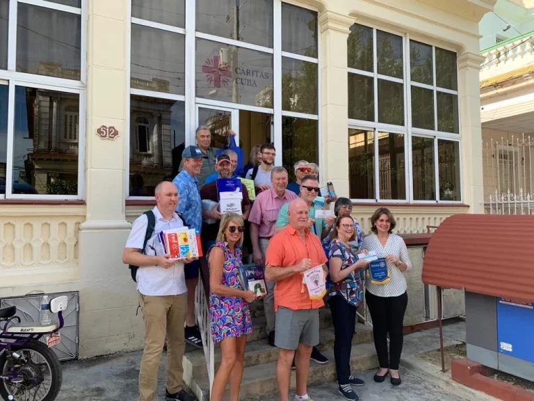 Club Rotary y Caritas Cuba