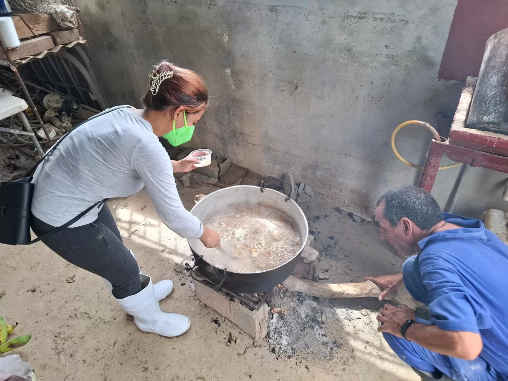 Comedor Parroquia San Antonio Maria Claret