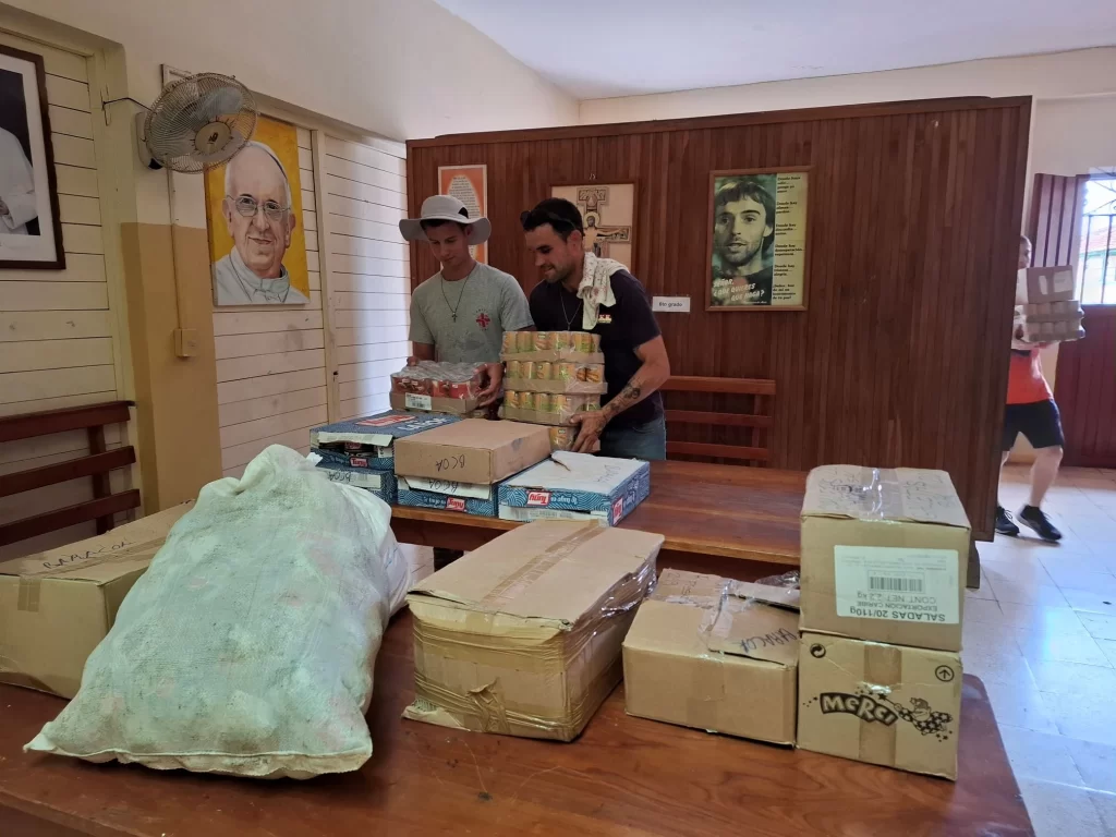 Entrega de recursos a Parroquia Nuestra Senora de la asuncion