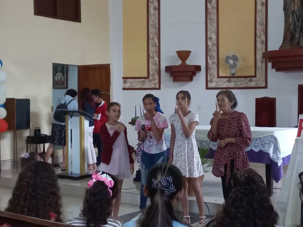 Celebrando la Alegría: Festival de Fin de Año en Holguín Promueve la Creatividad y la Solidaridad 6 IMG 20241209 WA0030