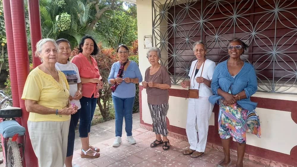 CELEBRAN EN LAS TUNAS ENCUENTRO FESTIVO PARA PERSONAS MAYORES A LAS PUERTAS DE LA NAVIDAD 29 IMG 20241220 WA0028