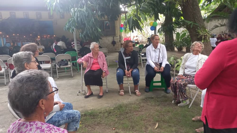 CELEBRAN EN LAS TUNAS ENCUENTRO FESTIVO PARA PERSONAS MAYORES A LAS PUERTAS DE LA NAVIDAD 12 IMG 20241220 WA0032