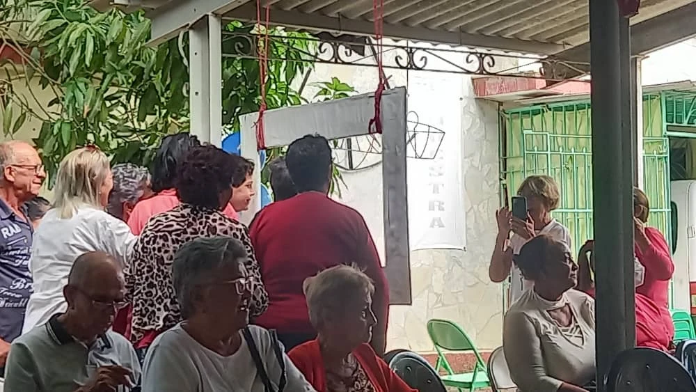 CELEBRAN EN LAS TUNAS ENCUENTRO FESTIVO PARA PERSONAS MAYORES A LAS PUERTAS DE LA NAVIDAD 6 IMG 20241220 WA0039