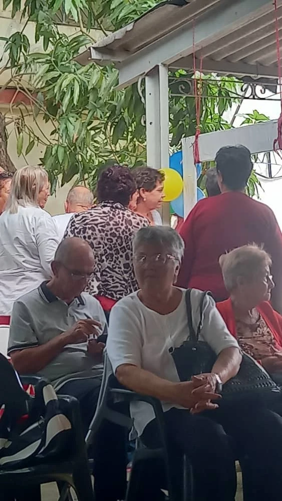 CELEBRAN EN LAS TUNAS ENCUENTRO FESTIVO PARA PERSONAS MAYORES A LAS PUERTAS DE LA NAVIDAD 24 IMG 20241220 WA0042