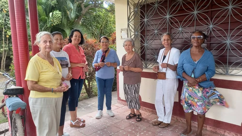 CELEBRAN EN LAS TUNAS ENCUENTRO FESTIVO PARA PERSONAS MAYORES A LAS PUERTAS DE LA NAVIDAD 27 IMG 20241220 WA0054