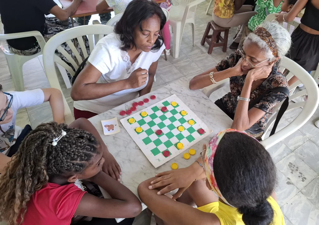 Torneo de juegos intergeneracional 4