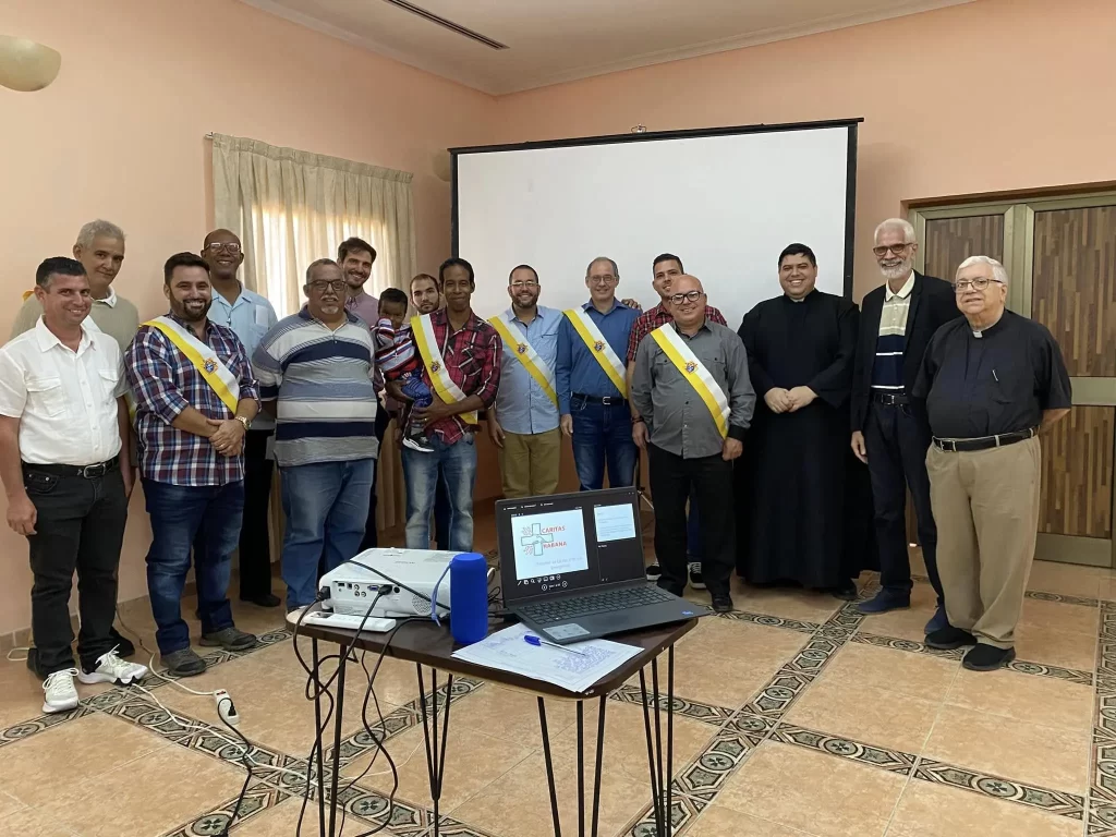 Colaboración, un paso vital ante las emergencias 1 COLABORACION UN PASO VITAL ANTE LAS EMERGENCIAS 16