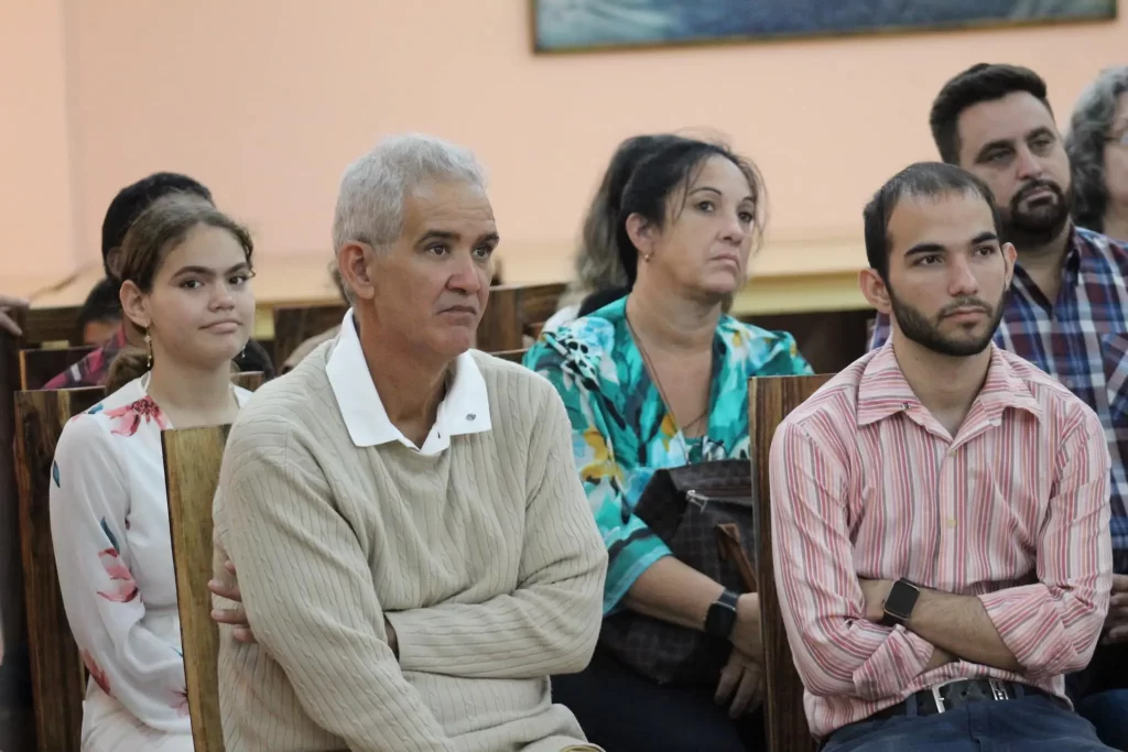 Colaboración, un paso vital ante las emergencias 2 COLABORACION UN PASO VITAL ANTE LAS EMERGENCIAS 5