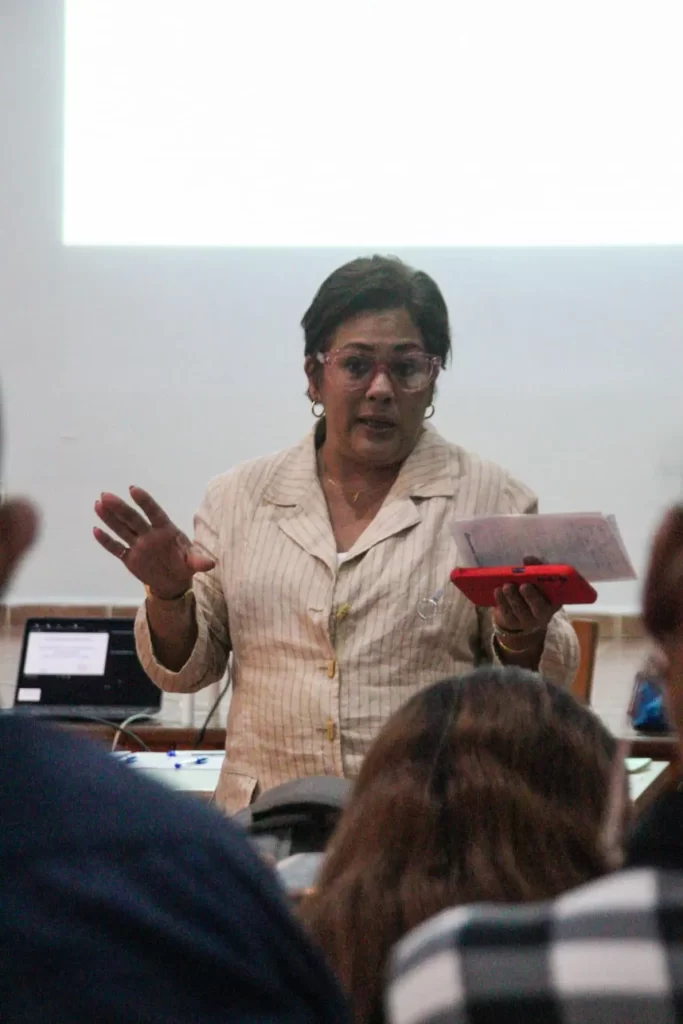 Encuentro de Formación e Intercambio del Programa Aprendiendo a crecer 9 Encuentro de formacion e intercambio del programa Aprendiendo a crecer10