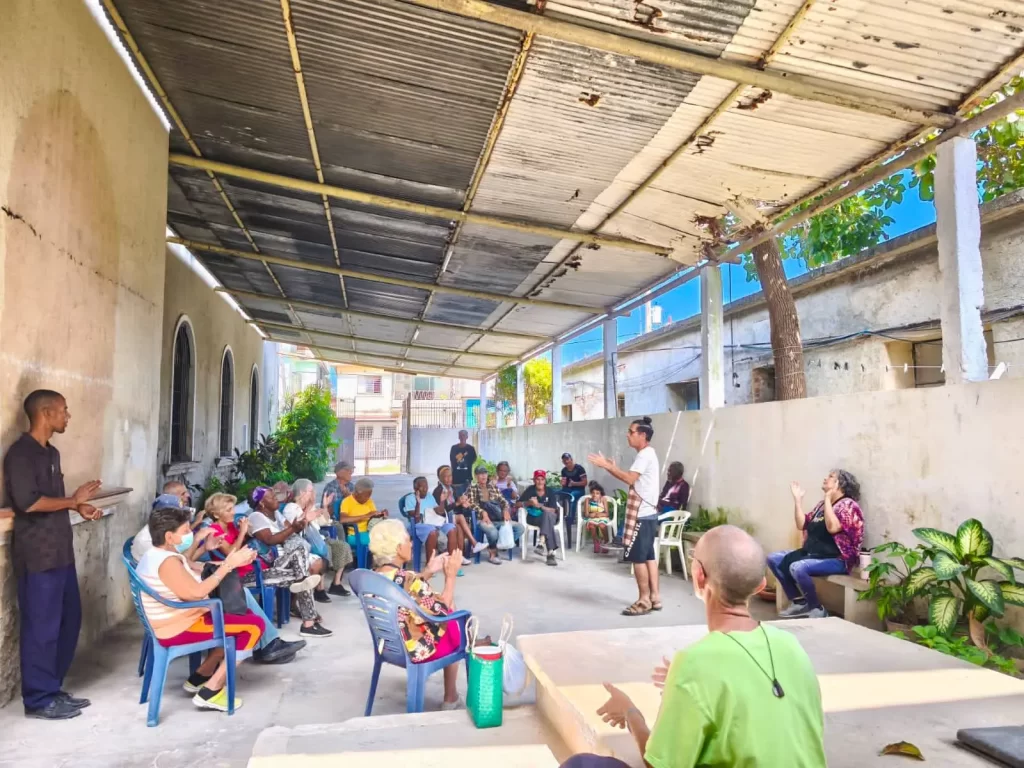 Un gesto de amor para las personas mayores 10 11 PPM febrero 2025