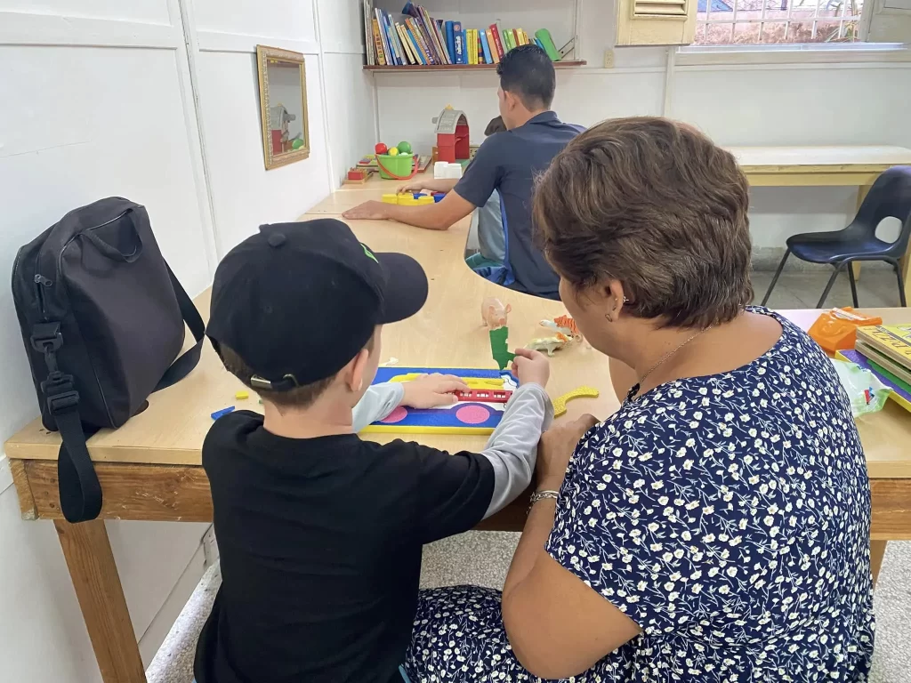 Amigos de los niños con TEA 5 Amigos de los ninos con TEA 5