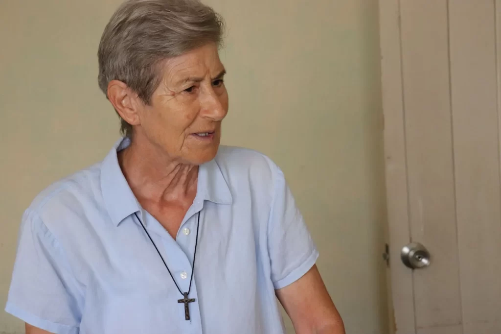 La hermana Sagrario Cantalejo Sombrero, animadora de varios Programas en Cáritas Cienfuegos,  municipio de Aguada de Pasajeros.