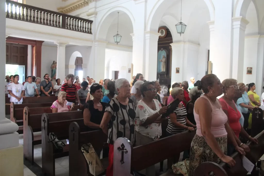 Caritas rostro de misericordia 14