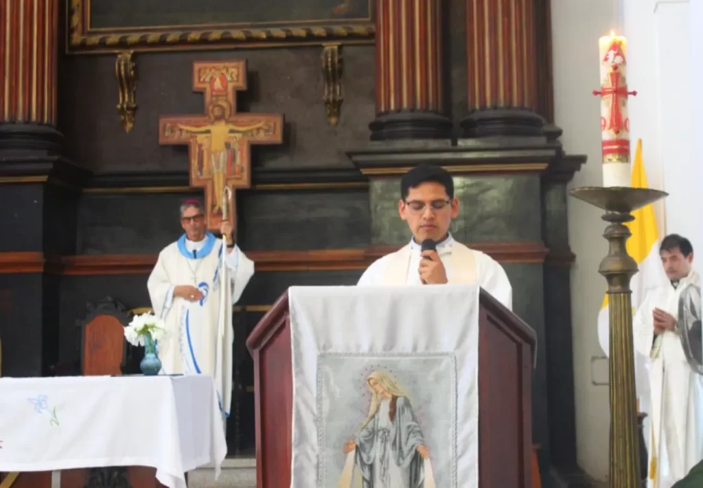 Caritas rostro de misericordia 15