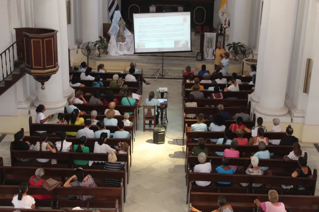 Caritas rostro de misericordia 30