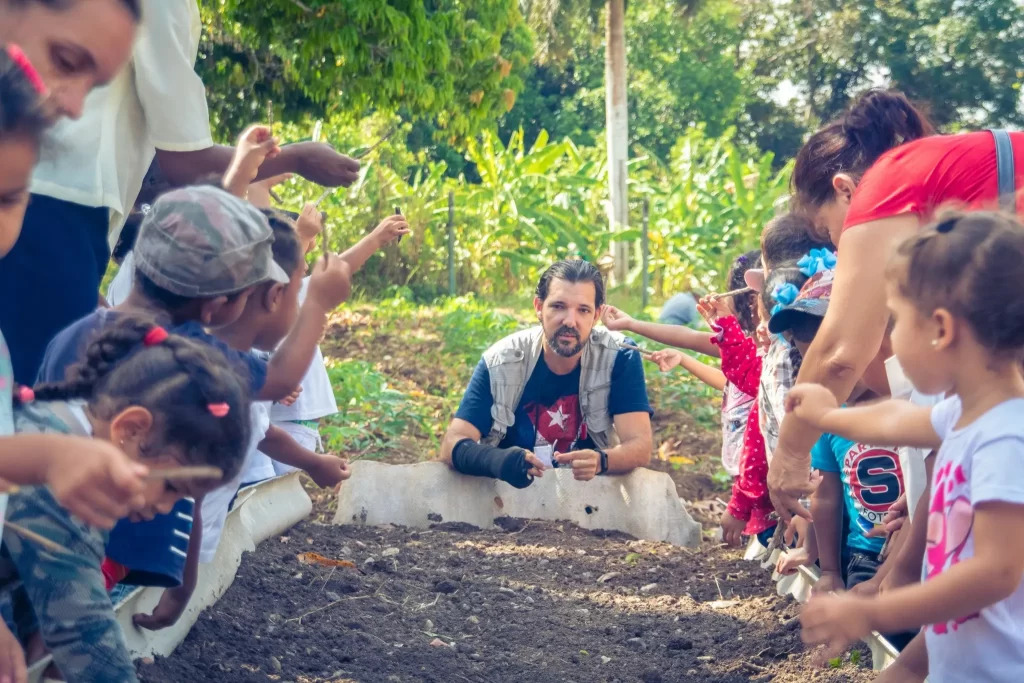 Pequeños guardianes del planeta: celebrando el Día Mundial del Medio Ambiente 16 Dia Mundial por el Medio Ambiente 16