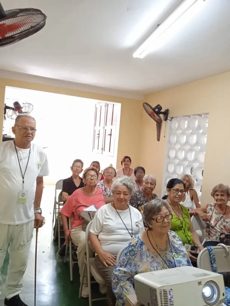 Celebran V Jornada de Abuelos y Mayores en Holguín