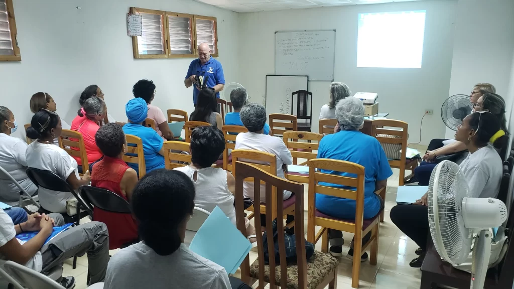 Formación de Aprendiendo a crecer: espiritualidad, metodología y servicio 2 Formacion de Aprendiendo a crecer 1