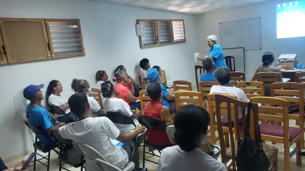 Formación de Aprendiendo a crecer: espiritualidad, metodología y servicio 3 Formacion de Aprendiendo a crecer 12