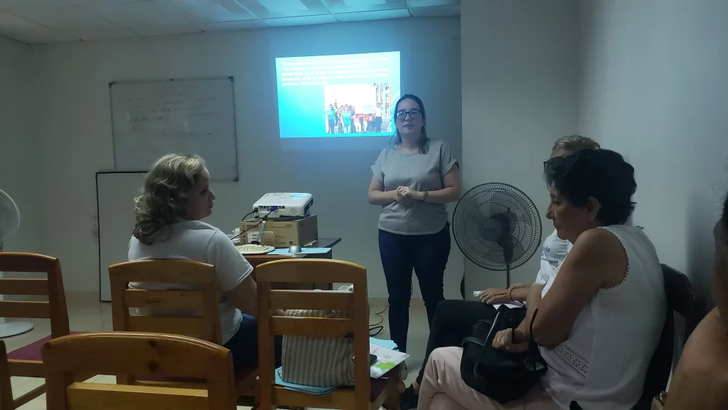 Formación de Aprendiendo a crecer: espiritualidad, metodología y servicio 4 Formacion de Aprendiendo a crecer 2