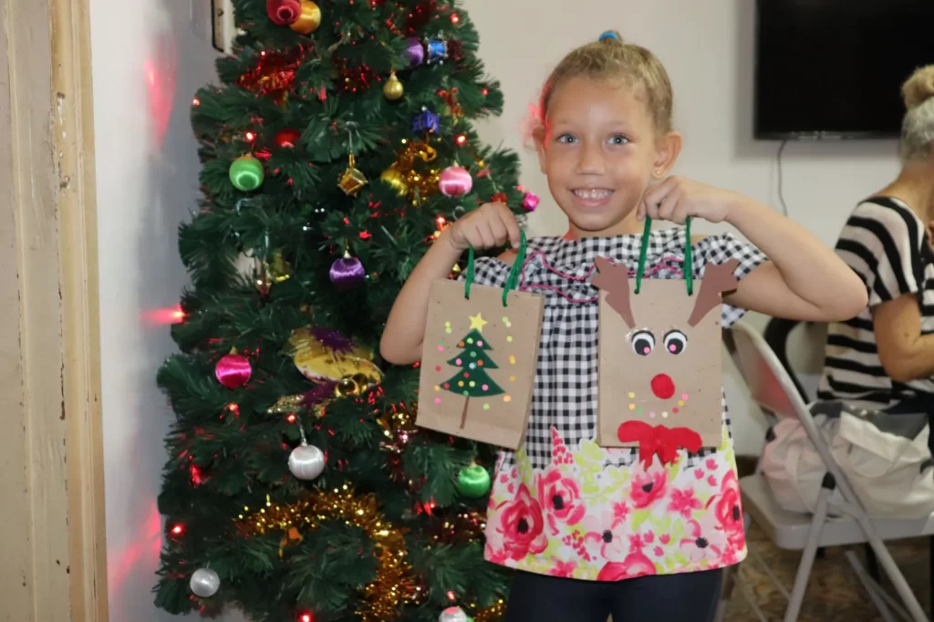 Un taller que transforma vidas 7 GDH manualidades Navidad 11zon