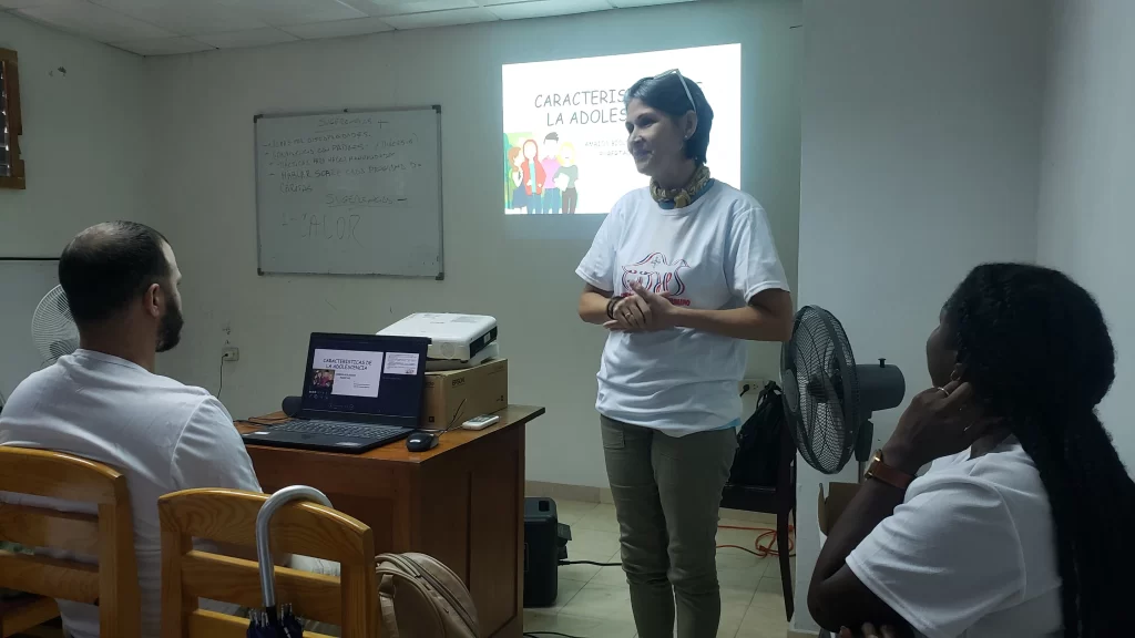 Formación de GDH: por un mejor acompañamiento a los adolescentes 2 20251004 092048