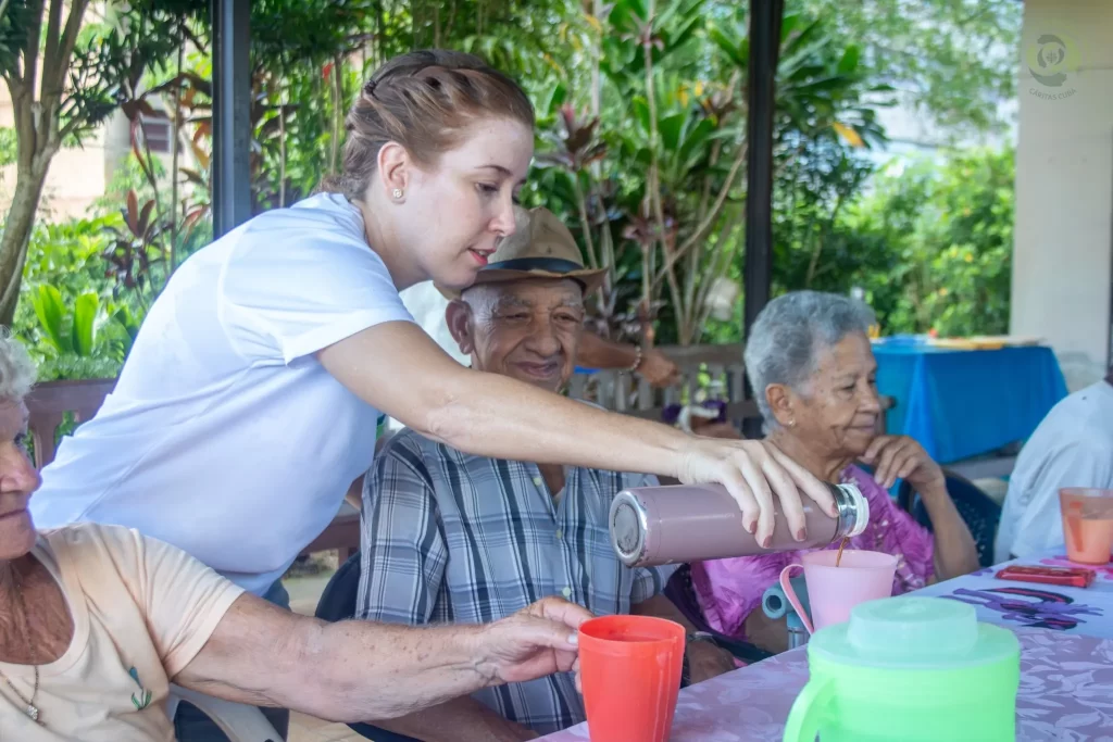 Tejiendo lazos de esperanza por el Día Mundial de las Personas Mayores 10 Dia Mundial de las Personas Mayores Habana 5