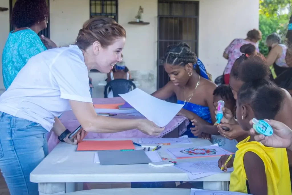 Tejiendo lazos de esperanza por el Día Mundial de las Personas Mayores 6 Dia Mundial de las Personas Mayores Habana 8