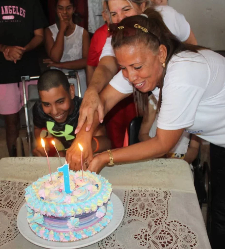 Yudith y la gratitud por un año de Amor y Esperanza 2 FB IMG 1773948691805