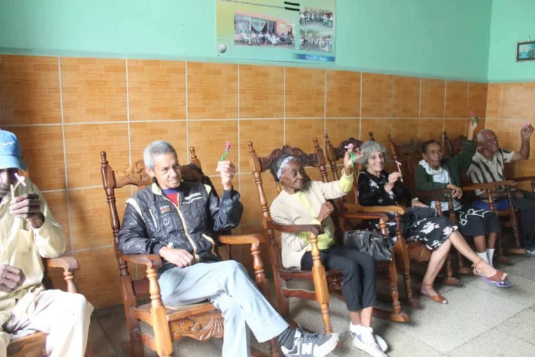 Nuestros adultos mayores: memoria viva para el futuro