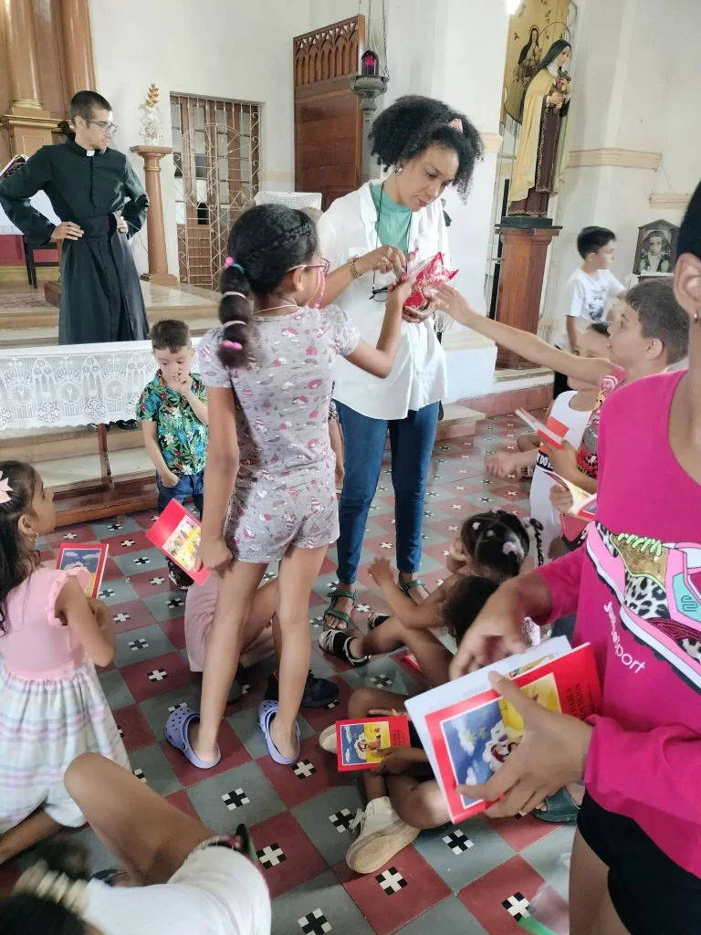 Semana de receso escolar con la alegria de Cristo Resucitado 24