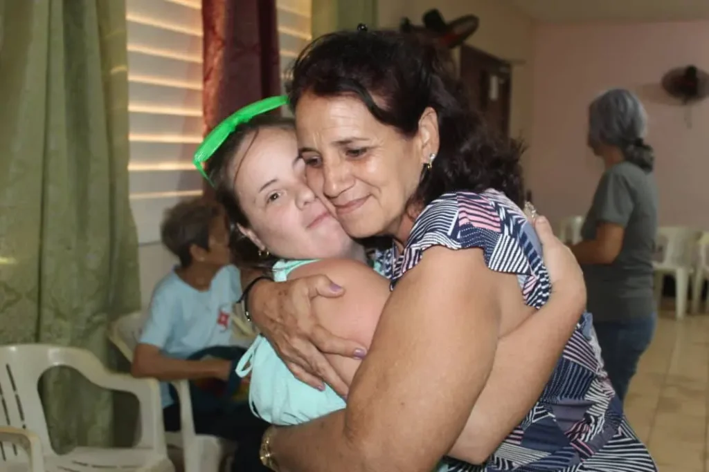 Madres que transforman espinas en flores 14