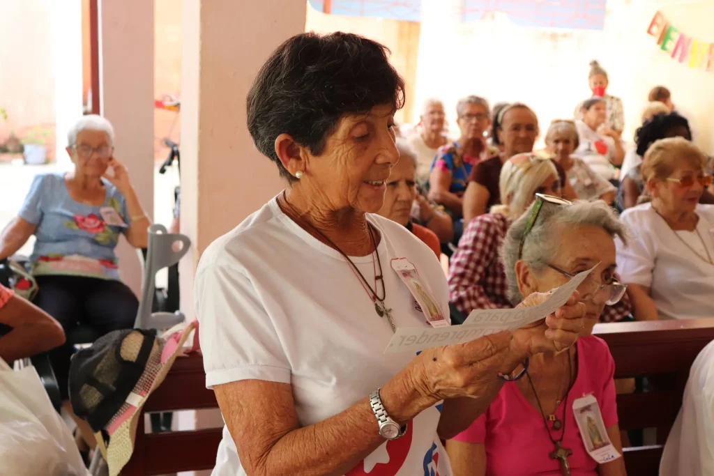 Celebración de la Pascua del Programa de Personas Mayores en Morón y Ciego de Ávila 17 Programa de Personas Mayores en Moron y Ciego de Avila 17