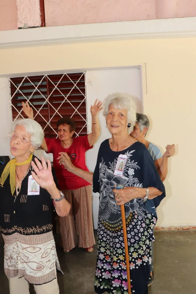 Celebración de la Pascua del Programa de Personas Mayores en Morón y Ciego de Ávila 4 Programa de Personas Mayores en Moron y Ciego de Avila 3
